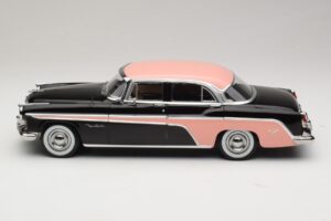 DeSoto Fireflite Sedan Черен & Розов KK-Scale 1:18 KKDC181542 Метал — снимка 3 от 6