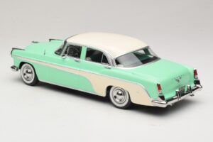 DeSoto Fireflite Sedan Светлозелен & Кремав KK-Scale 1:18 KKDC181543 Метал — снимка 5 от 6