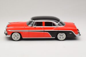 DeSoto Fireflite Sedan Червен & Черен KK-Scale 1:18 KKDC181541 Метал — снимка 3 от 6