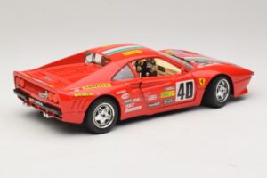 Ferrari 288 GTO #40 Червен Bburago 1:18 3027-P4 Метал — снимка 3 от 8