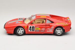 Ferrari 288 GTO #40 Червен Bburago 1:18 3027-P4 Метал — снимка 4 от 8