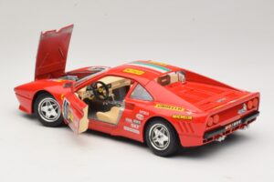 Ferrari 288 GTO #40 Червен Bburago 1:18 3027-P4 Метал — снимка 5 от 8