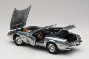 Ferrari 365 GTS Chrome Silver Hot Wheels 1:18 25738 Метал — снимка 5 от 8