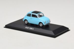 Fiat 500 L Син Maxichamps 1:43 940121601 Метал — снимка 3 от 5