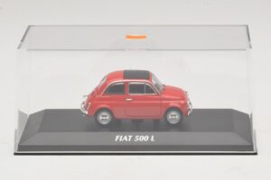 Fiat 500 L Червен Maxichamps 1:43 940121600 Метал — снимка 4 от 5