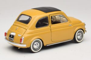 Fiat 500 Жълт Solido 1:18 8042 Метал — снимка 3 от 8