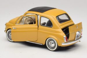 Fiat 500 Жълт Solido 1:18 8042 Метал — снимка 5 от 8