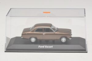 Ford Escort Mk1 Кафяв Металик Maxichamps 1:43 940081000 Метал — снимка 4 от 5