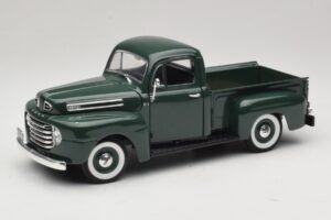 Ford F-1 Зелен Road Legends 1:18 92218 Метал