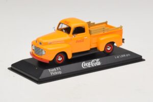 Ford F1 Coca-Cola Minichamps 1:43 400082062 Метал — снимка 2 от 5