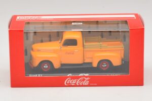 Ford F1 Coca-Cola Minichamps 1:43 400082062 Метал — снимка 5 от 5