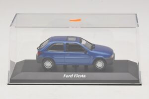 Ford Fiesta Mk4 Син Металик Maxichamps 1:43 940085061 Метал — снимка 4 от 5