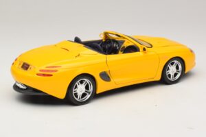 Ford Mustang Mach III Кабрио Жълт Maisto 1:18 32815 Метал — снимка 3 от 8