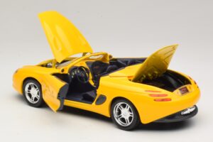 Ford Mustang Mach III Кабрио Жълт Maisto 1:18 32815 Метал — снимка 5 от 8