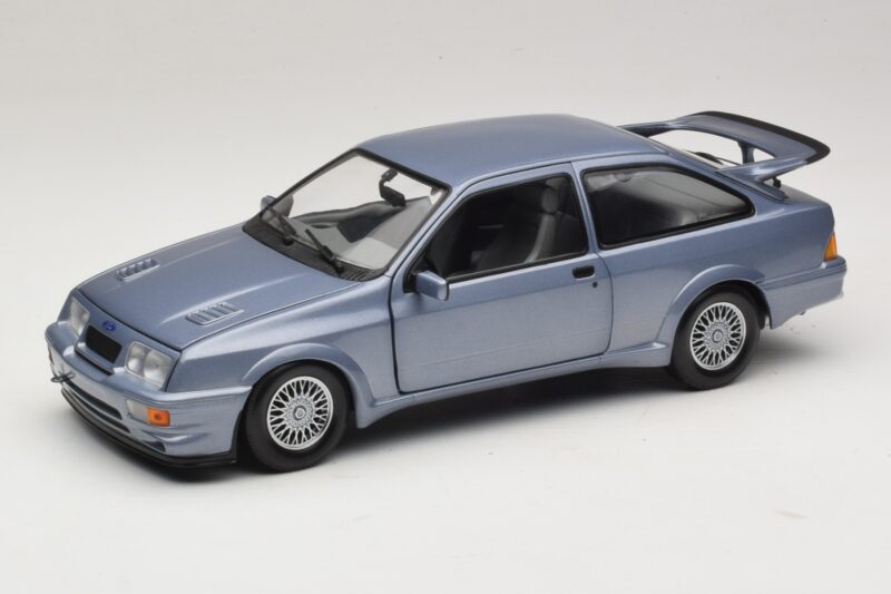 Ford Sierra RS Cosworth Син Minichamps 1:18 150084072 Метал