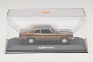 Ford Taunus TC Кафяв Металик Maxichamps 1:43 940081300 Метал — снимка 4 от 5