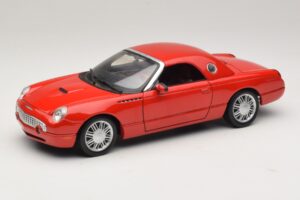 Ford Thunderbird Червен Maisto 1:18 31620 Метал