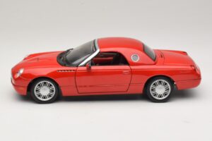 Ford Thunderbird Червен Maisto 1:18 31620 Метал — снимка 4 от 8