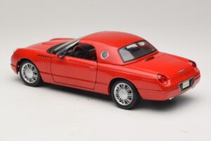 Ford Thunderbird Червен Maisto 1:18 31620 Метал — снимка 7 от 8