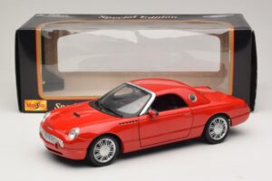 Ford Thunderbird Червен Maisto 1:18 31620 Метал — снимка 8 от 8