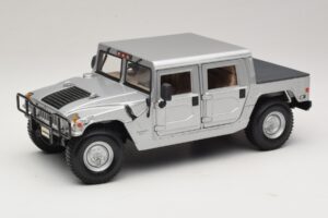 Hummer H1 Хардтоп Сребърен Maisto 1:18 36857 Метал