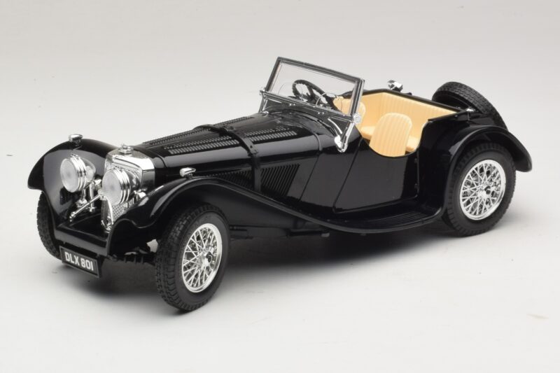 Jaguar SS100 Родстер Черен Bburago 1:18 3006-M3 Метал