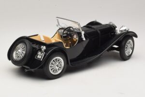 Jaguar SS100 Родстер Черен Bburago 1:18 3006-M3 Метал — снимка 2 от 6