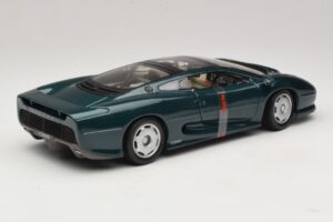 Jaguar XJ220 Зелен Металик Maisto 1:18 31807 Метал — снимка 3 от 8