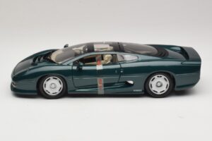 Jaguar XJ220 Зелен Металик Maisto 1:18 31807 Метал — снимка 4 от 8