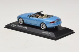 Jaguar XK X150 Кабриолет Светлосин Металик Minichamps 1:43 400130530 Метал — снимка 3 от 5