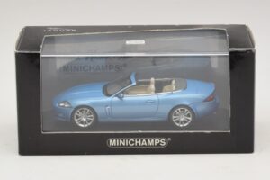 Jaguar XK X150 Кабриолет Светлосин Металик Minichamps 1:43 400130530 Метал — снимка 5 от 5