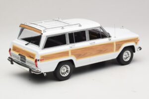 Jeep Grand Wagoneer Бял KK-Scale 1:18 KKDC181111 Метал — снимка 2 от 6