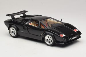 Lamborghini Countach 5000 Quattrovalvole Черен Bburago 1:18 3337 Метал — снимка 6 от 8