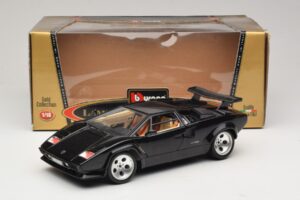 Lamborghini Countach 5000 Quattrovalvole Черен Bburago 1:18 3337 Метал — снимка 8 от 8