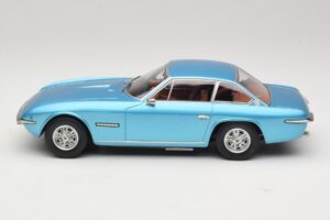 Lamborghini Islero S Светлосиньо Металик KK-Scale 1:18 KKDC181581 Метал — снимка 3 от 6
