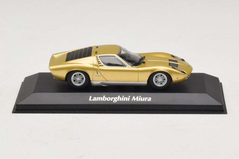 Lamborghini Miura P400 Златист Maxichamps 1:43 940103002 Метал