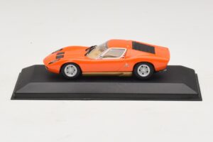 Lamborghini Miura P400 Оранжев Minichamps 1:43 430103002 Метал
