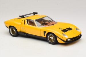 Lamborghini Miura SVR Жълт & Черен Kyosho 1:18 08319GY Метал — снимка 6 от 8