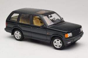 Land Rover Range Rover P38A 4.6 HSE Зелен Металик AUTOart 1:18 70010 Метал — снимка 6 от 8