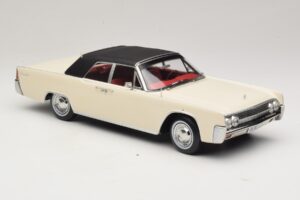 Lincoln Continental Convertible Бял John F. Kennedy KK-Scale 1:18 KKDC181523 Метал — снимка 5 от 7
