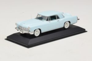 Lincoln Continental Mark II Светло Син Minichamps 1:43 400082304 Метал — снимка 2 от 5
