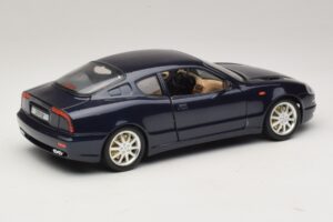 Maserati 3200 GT Син Bburago 1:18 3371-P1 Метал — снимка 3 от 8