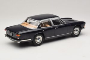 Maserati Quattroporte I Тъмносин KK-Scale 1:18 KKDC181513 Метал — снимка 2 от 6