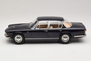 Maserati Quattroporte I Тъмносин KK-Scale 1:18 KKDC181513 Метал — снимка 3 от 6