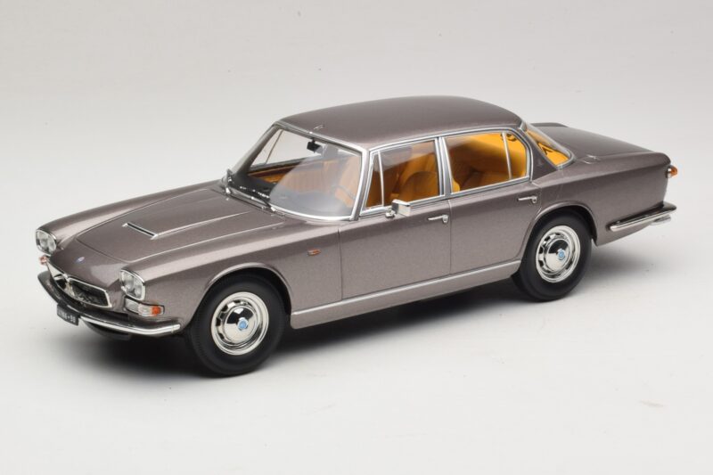 Maserati Quattroporte I Сив Металик KK-Scale 1:18 KKDC181511 Метал