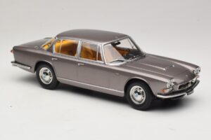 Maserati Quattroporte I Сив Металик KK-Scale 1:18 KKDC181511 Метал — снимка 4 от 6