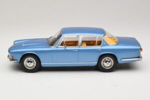 Maserati Quattroporte I Светлосин Металик KK-Scale 1:18 KKDC181514 Метал — снимка 3 от 6