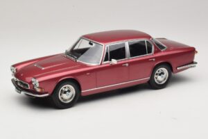 Maserati Quattroporte I Червен Металик KK-Scale 1:18 KKDC181512 Метал