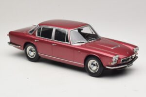 Maserati Quattroporte I Червен Металик KK-Scale 1:18 KKDC181512 Метал — снимка 4 от 6