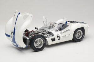Maserati Tipo 61 #5 Camoradi S. Moss / D. Gurney 1000km Nurburgring Winner 1960 Minichamps 1:12 120601205 Метал — снимка 2 от 8